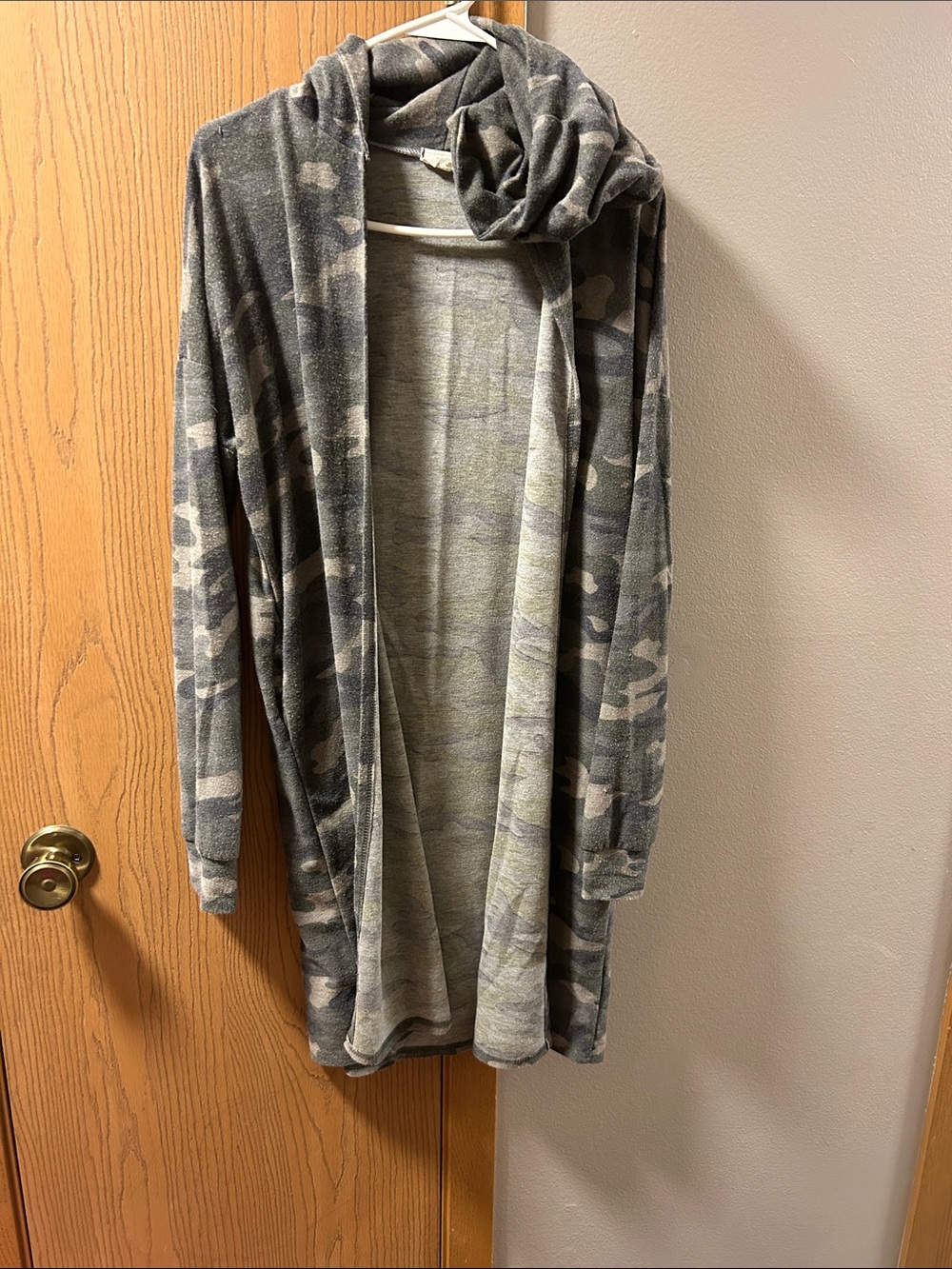 Open Front Camo Hooded Cardigan - Gray & Cream